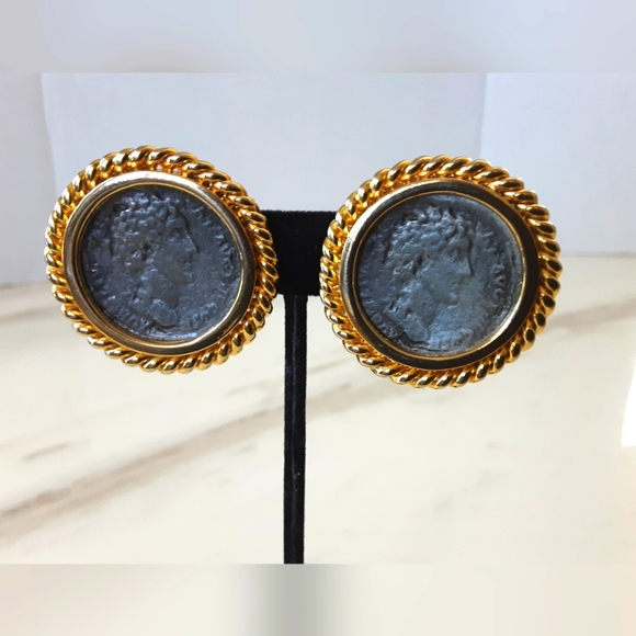 Jewelry - Unsigned Ciner Large Gold Plate Lucius Caesar Roman Coin Clip-On Earrings - Vtg
